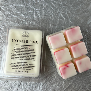 Lychee Tea Clamshell